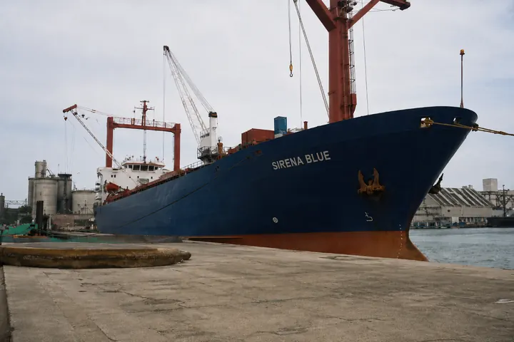 RoRo/LoLo Ionian Korti vessel