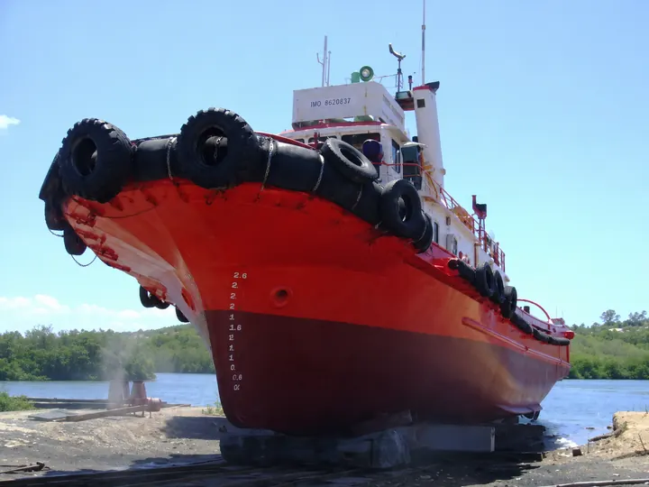 Z-Peller tug Coral Power